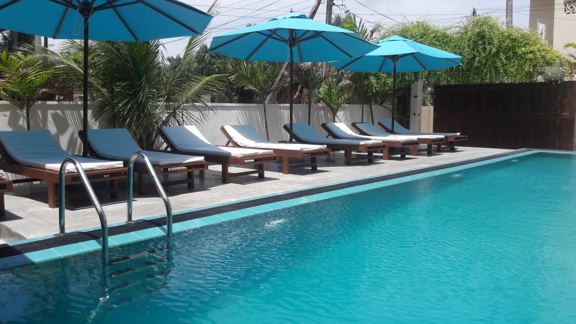 Beach Inns Holiday Resort Matara Exterior photo