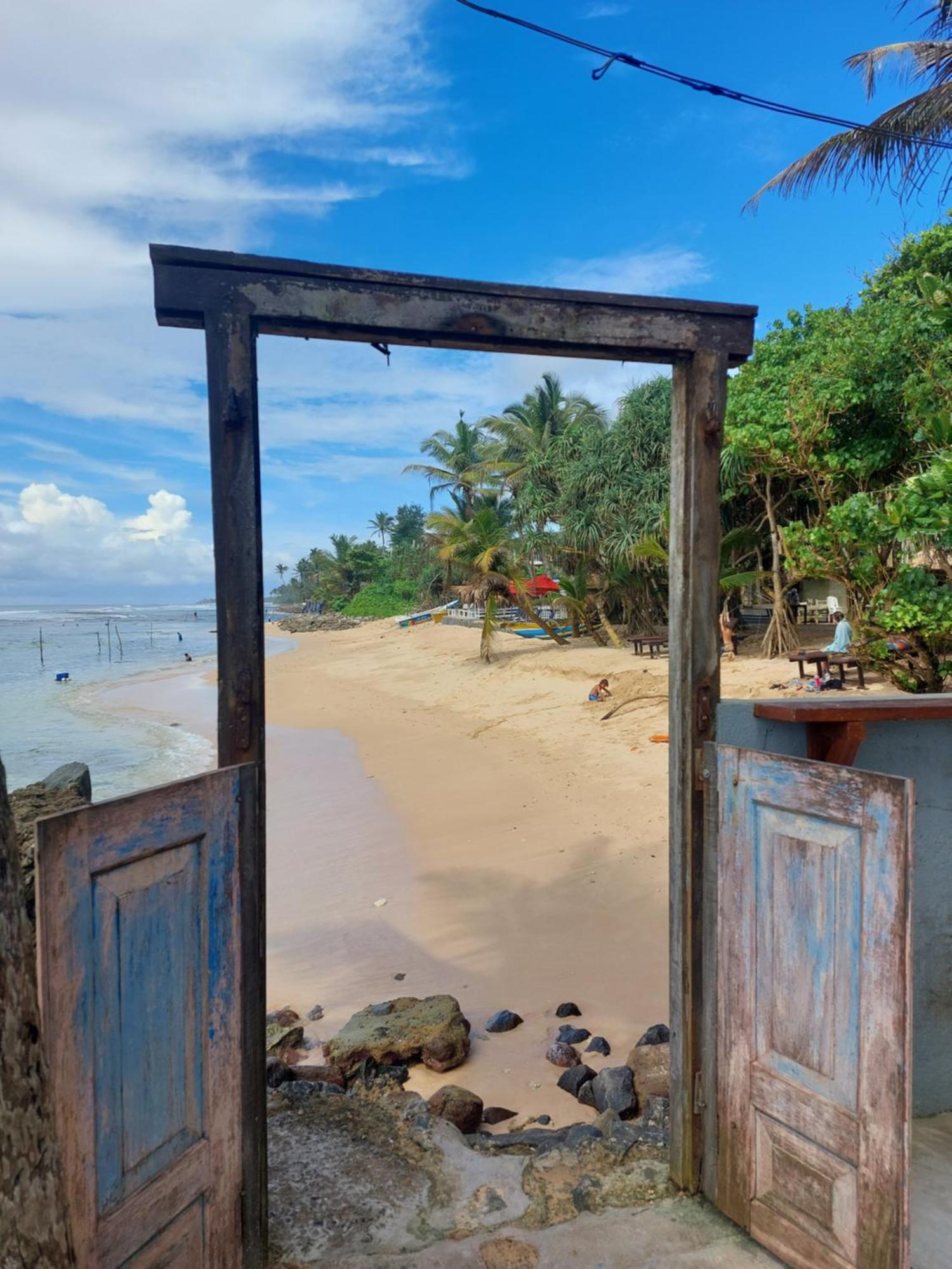 Beach Inns Holiday Resort Matara Exterior photo