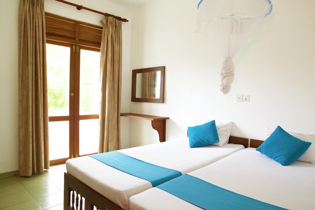 Beach Inns Holiday Resort Matara Exterior photo